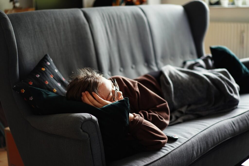 Living with Chronic Fatigue Syndrome: Navigating Daily Life with Strength and Strategies