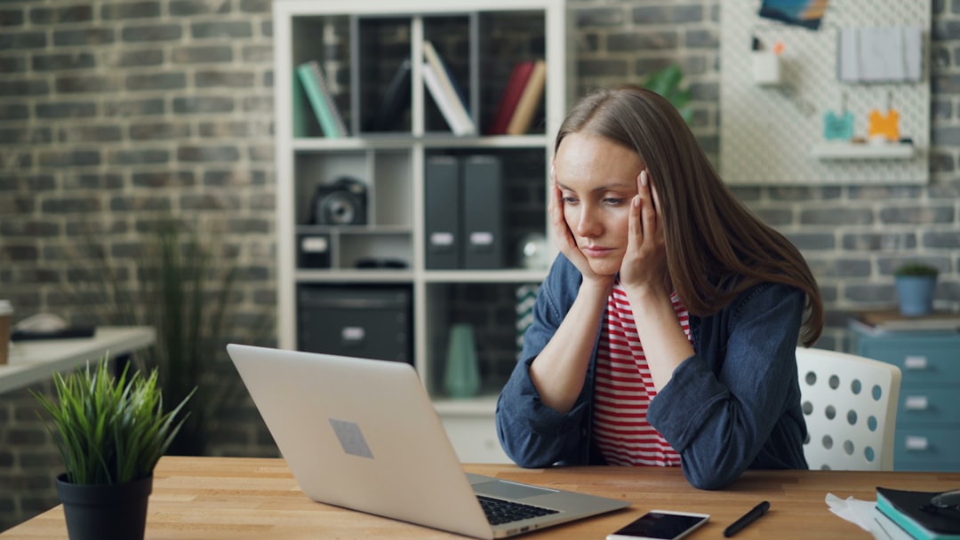 Understanding Hypothyroidism: Common Symptoms and Their Daily Impact